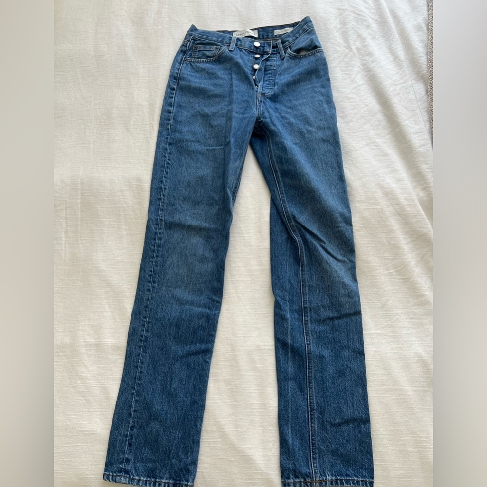 Aritzia-Denim Forum Nina Stovetop medium wash straight denim